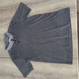 Tu Heathered Charcoal Gray Polo Top with Chambray Collar